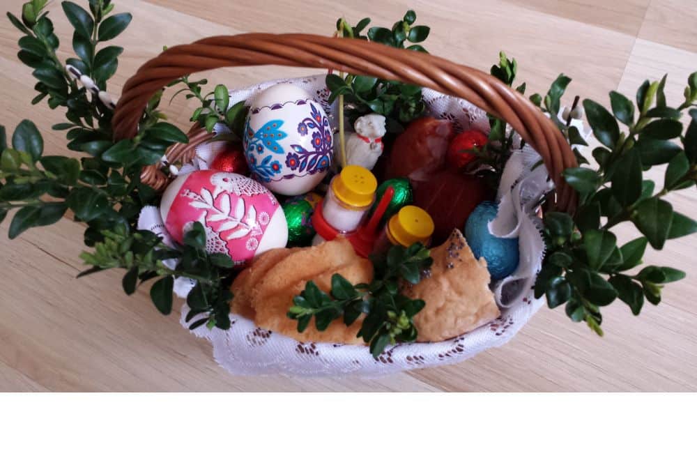 best Easter marketing campaigns with ambassadors who create fun baskets